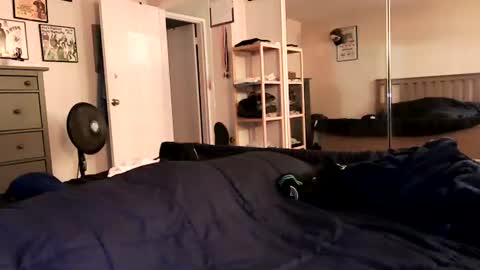 Snapshot of nakedmonkey chatting on 06.21.26 nakedmonkey online show from 06.21.26
