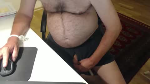 Snapshot of nakedwanker10 chatting on 04.28.26 Nakedwanker10 online show from 04.28.26