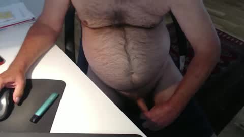 Snapshot of nakedwanker10 chatting on 05.01.26 Nakedwanker10 online show from 05.01.26