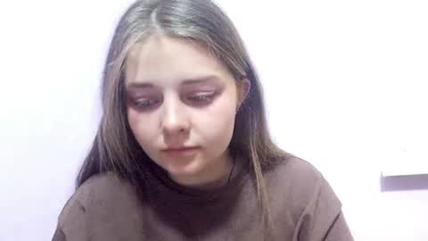 Snapshot of nakeshadizer chatting on 05.29.26 Sofia online show from 05.29.26