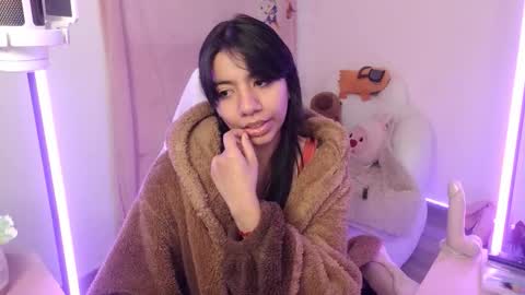 nami_usagi online show from 10.19.25