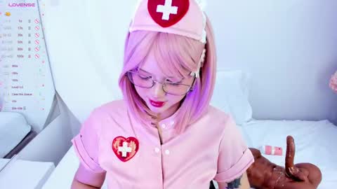 Snapshot of nanaosaky chatting on 02.10.25 NanaOsaky online show from 02.10.25