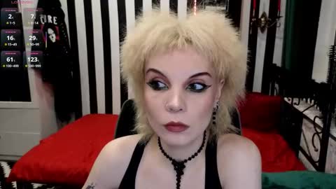 Snapshot of nancyaddams chatting on 01.12.26 Nancy online show from 01.12.26