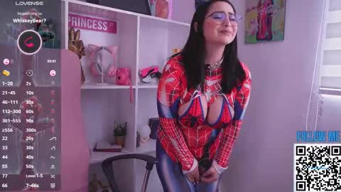 ELLA online show from 10.31.25