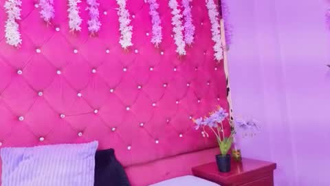 nanis james15 online show from 01.11.26