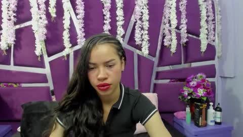 nanis james15 online show from 02.11.26