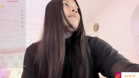 Snapshot of nanit_l chatting on 02.16.25 anna online show from 02.16.25