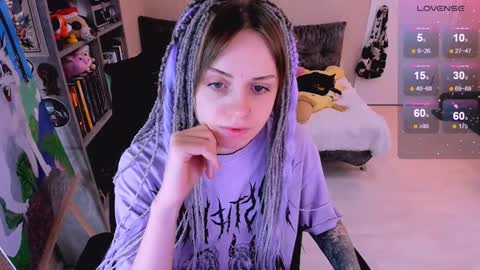 Monday-Friday 12-4 AM and 6-9 AM New York time online show from 12.09.24