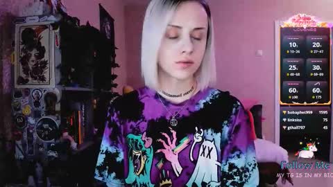 Monday-Friday 12-4 AM and 6-9 AM New York time online show from 01.16.26