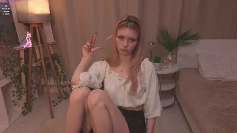 nannetteterrill online show from 04.06.26