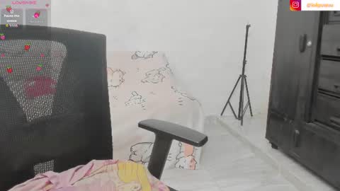 Snapshot of naoko_uwu chatting on 06.23.26 Naoko online show from 06.23.26