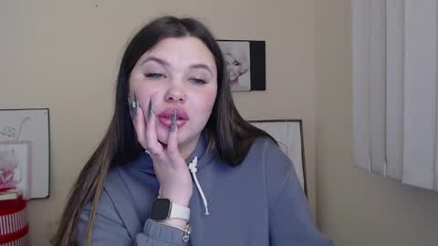 Naomy online show from 01.22.25