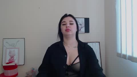 Naomy online show from 02.01.25