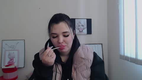 Naomy online show from 02.05.25