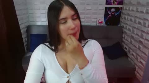 naomi_d online show from 12.23.24