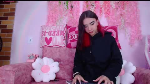 naomi_femme online show from 05.18.26