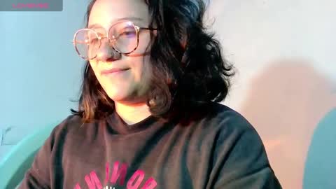 Naomi online show from 02.05.25