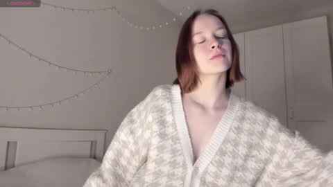 Snapshot of naomi_oops chatting on 01.22.25 Naomi online show from 01.22.25