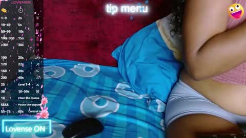 Snapshot of naomi_powel chatting on 05.04.26 naomi_powel online show from 05.04.26