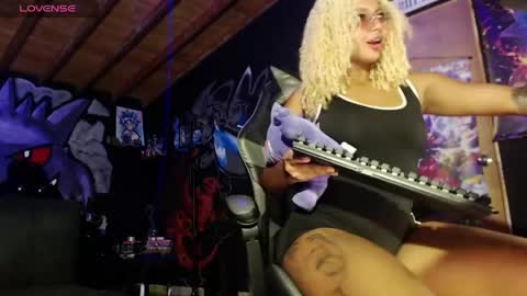 mara Jos online show from 04.12.26