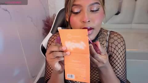 Naomi  online show from 05.19.26
