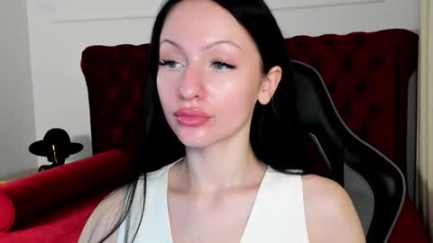 Naomi online show from 12.03.25