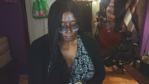 Snapshot of naomifux chatting on 02.18.26 Naomi online show from 02.18.26