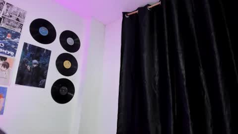 naomiharuno online show from 10.17.25