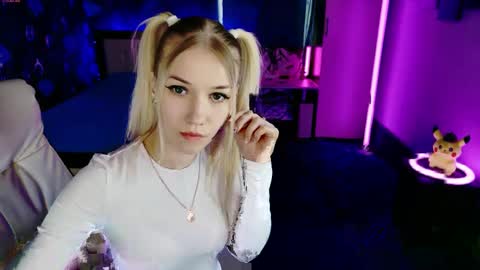 naomihita online show from 03.23.26