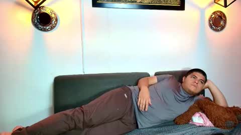 Naomi Campbel online show from 01.06.26