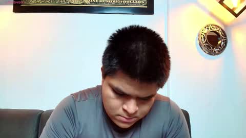 Naomi Campbel online show from 02.04.26