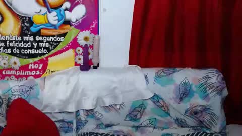 naomiquiin online show from 02.06.25