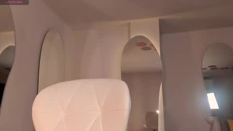 Snapshot of naomisainz chatting on 09.23.25 Naomi online show from 09.23.25