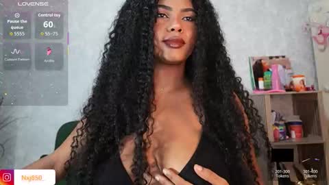 Snapshot of naomixjones1 chatting on 02.01.26 Naomi online show from 02.01.26