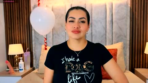 Snapshot of naomy_smithx chatting on 02.15.26 Naomy Smith online show from 02.15.26