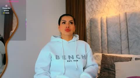 Snapshot of naomy_smithx chatting on 03.12.26 Naomy Smith online show from 03.12.26