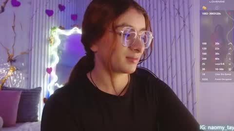 Naomy  online show from 02.21.26