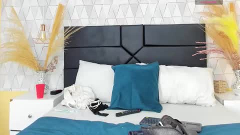 Naomy online show from 02.02.26