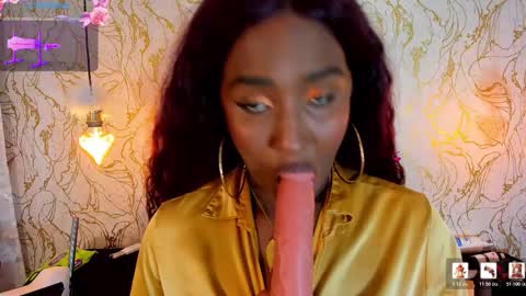 Naomy online show from 02.02.26