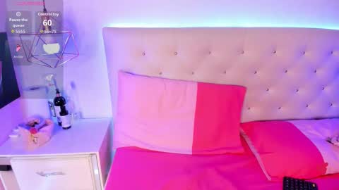 nara_pink online show from 03.19.26