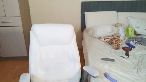 Naree online show from 01.27.25