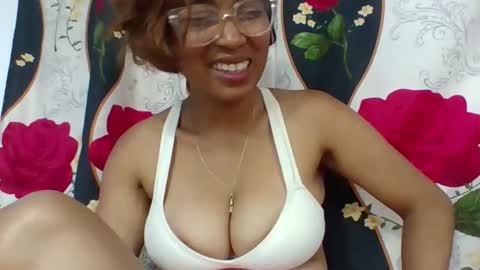 Snapshot of narindra884634 chatting on 03.02.26 narindra884634 online show from 03.02.26