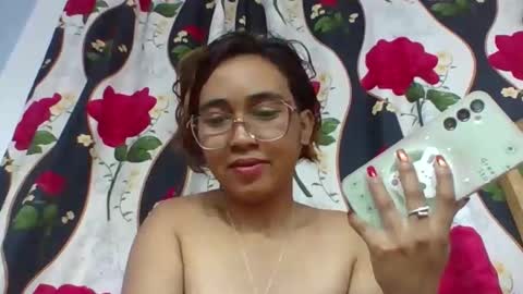 Snapshot of narindra884634 chatting on 04.16.26 narindra884634 online show from 04.16.26
