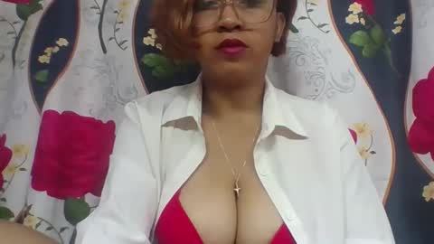 Snapshot of narindra884634 chatting on 04.22.26 narindra884634 online show from 04.22.26