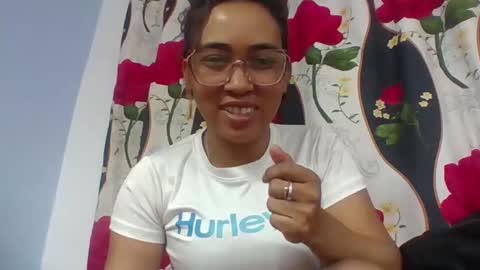 Snapshot of narindra884634 chatting on 04.26.26 narindra884634 online show from 04.26.26