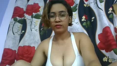 Snapshot of narindra884634 chatting on 04.30.26 narindra884634 online show from 04.30.26