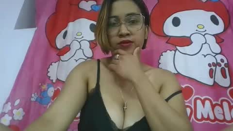 Snapshot of narindra884634 chatting on 05.16.26 narindra884634 online show from 05.16.26