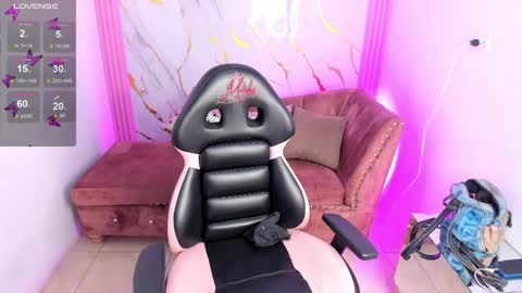 Call me Nasha    online show from 04.11.26