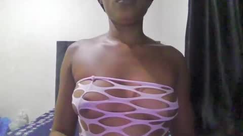 Snapshot of nastie_sheba chatting on 05.08.26 sheba online show from 05.08.26