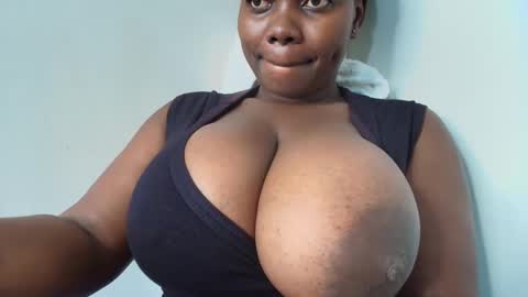 Snapshot of nasty_nohelah chatting on 11.27.25 chimummy online show from 11.27.25